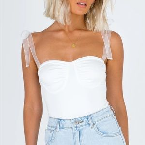 Princess polly bodysuit with bow sleeves